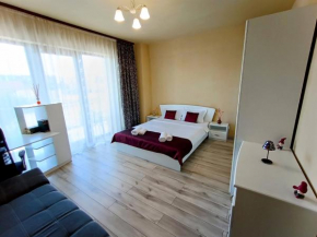 Luminia Cozy Apartment with balcony